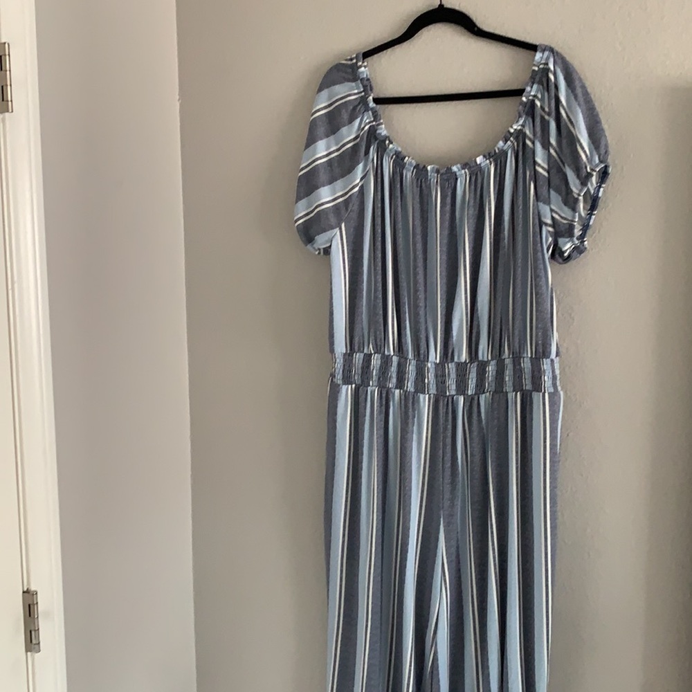 Striped blue jumpsuit - Picture 8 of 10